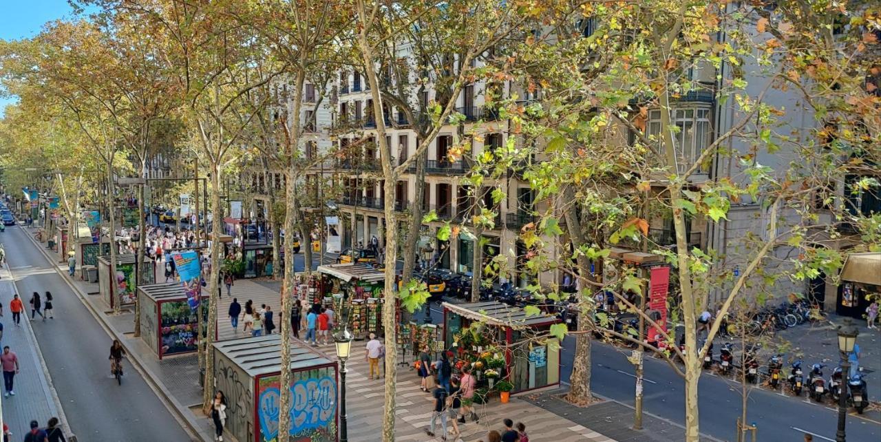 Hostal Parisien Las Ramblas Barcelona Ngoại thất bức ảnh